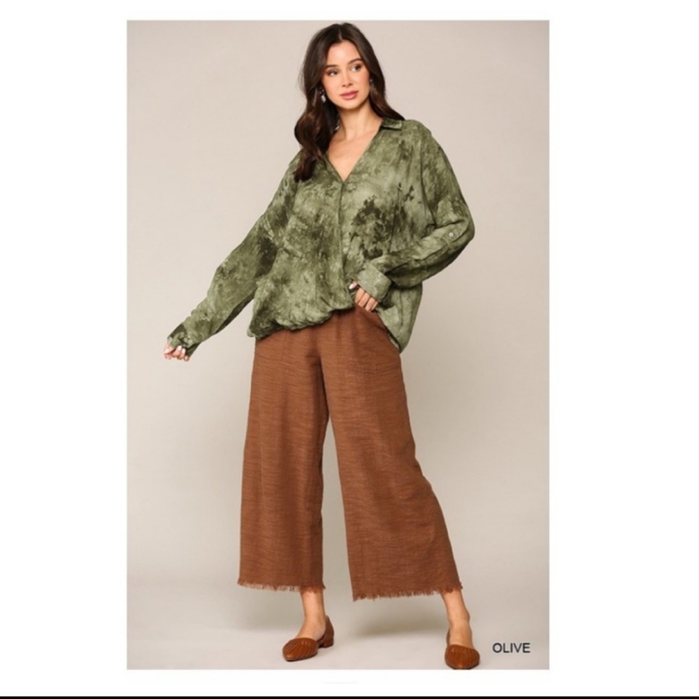 🔥$5🔥OLIVE TIE-DYE TOP/BLOUSE -NEW. SIZE -SMALL - Picture 3 of 6